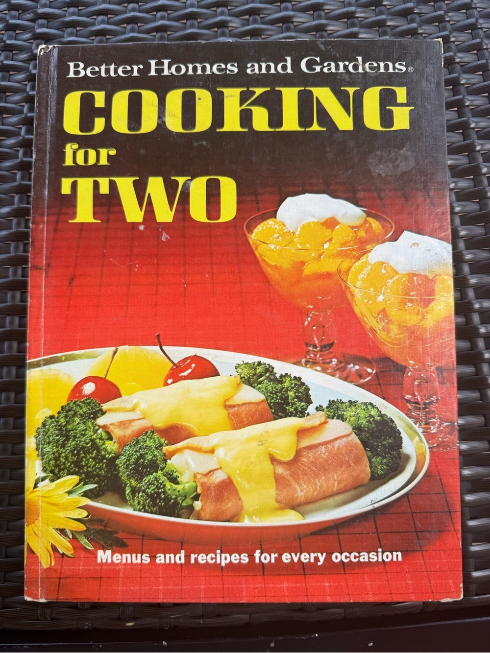Vintage 1968 Better Homes & Garden Cooking For Two Retro Cookbook